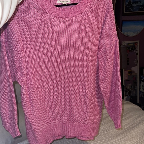 American Eagle Sweater - Picture 5 of 5